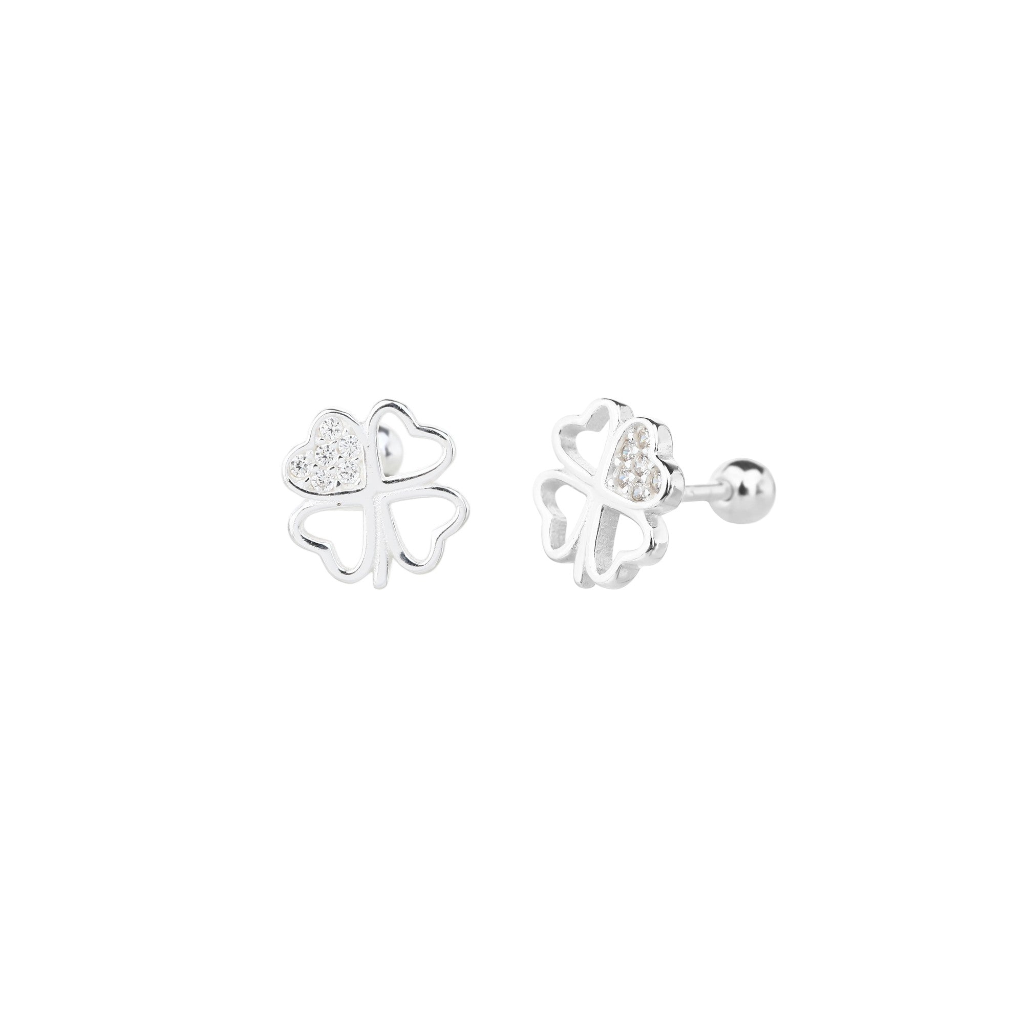 Arete dormilon de trebol liso con circonia blanca en plateado