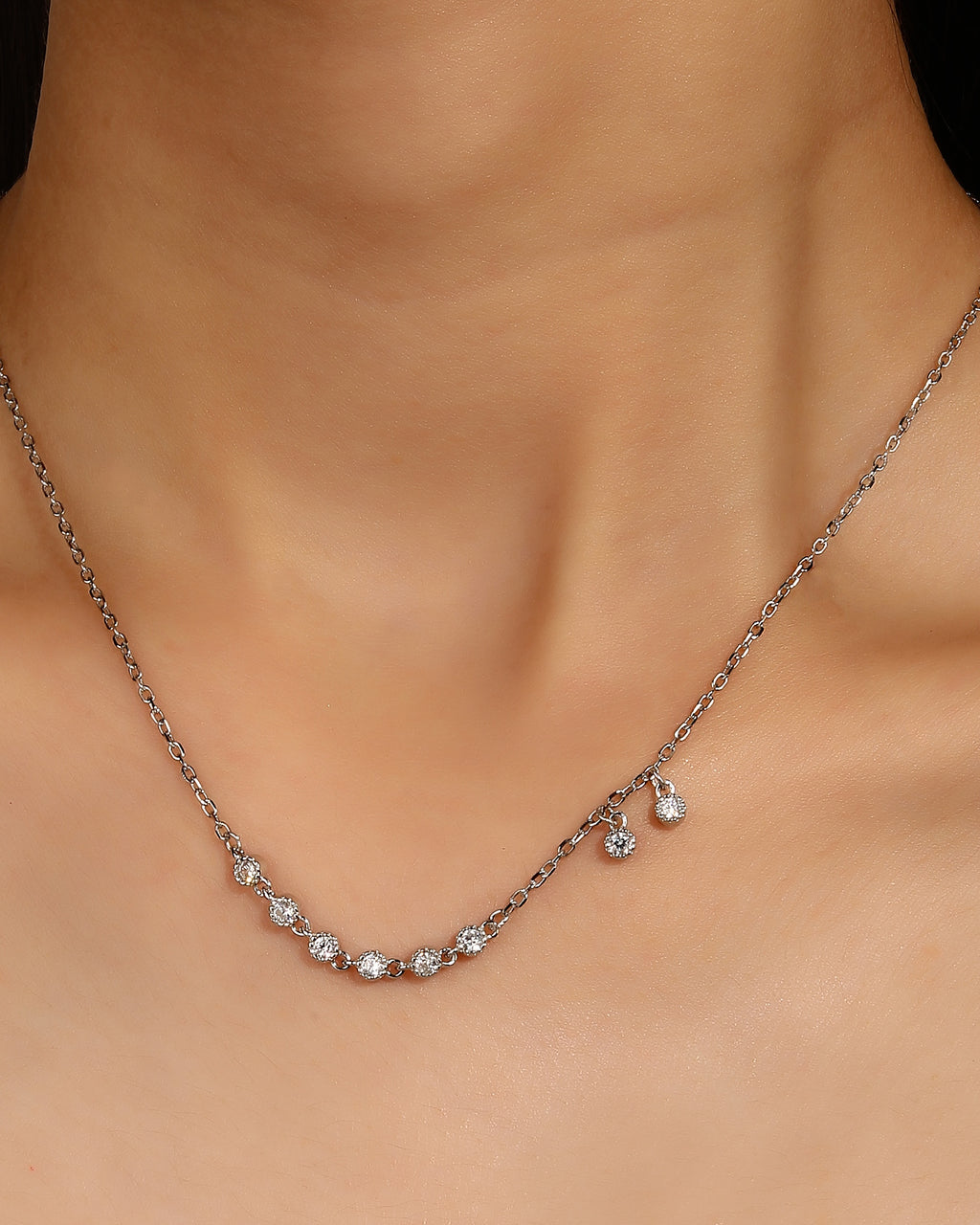 Collar de circulos con circonia blanco 45+5cm en rodizado