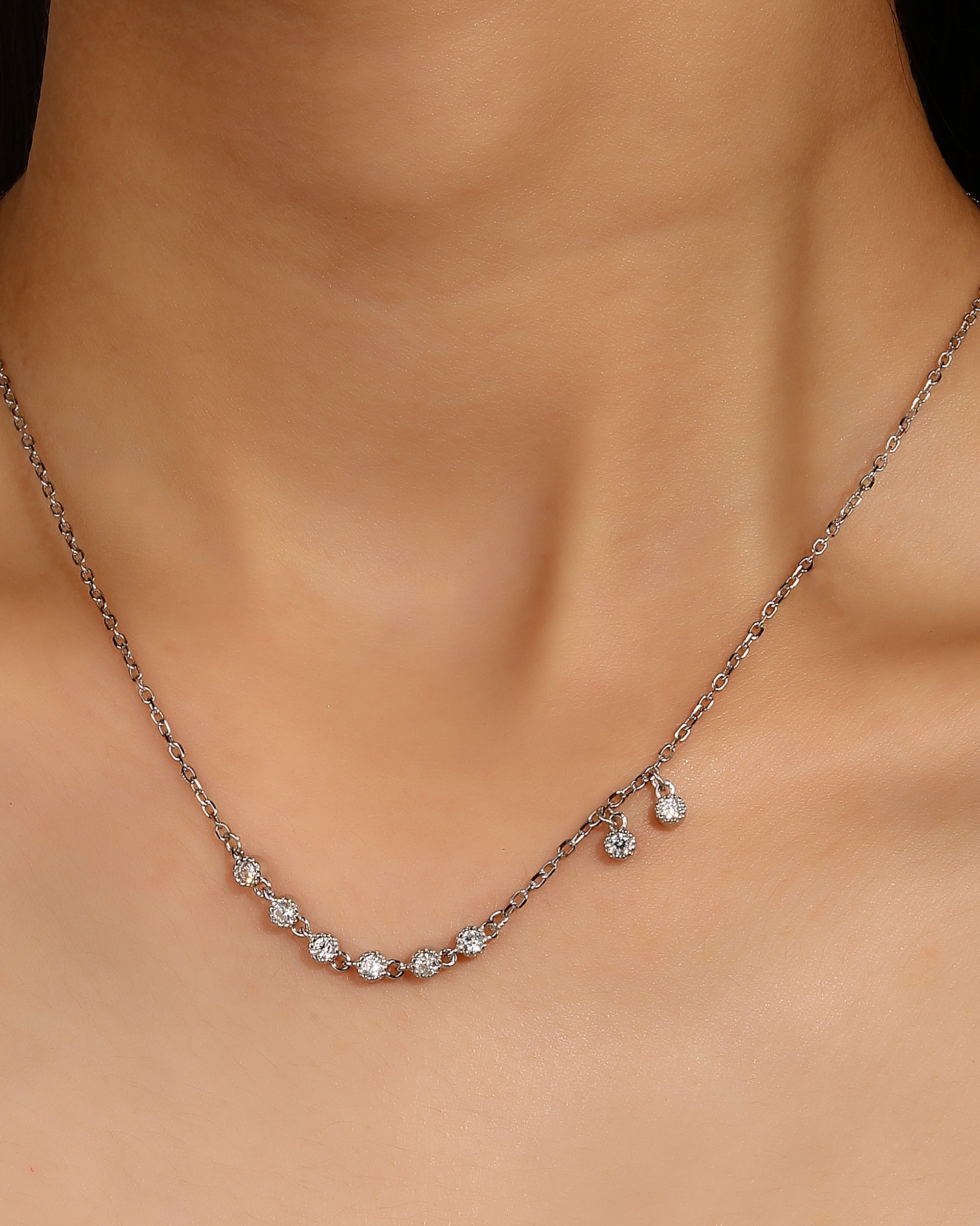 Collar de circulos con circonia blanco 45+5cm en rodizado