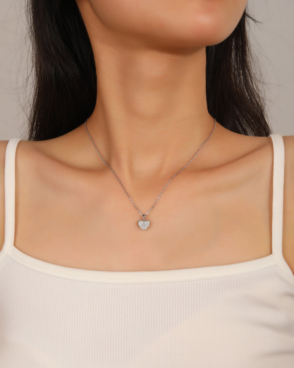 Collar sencillo de corazon con circonias blanca 45+5cm en rodizado