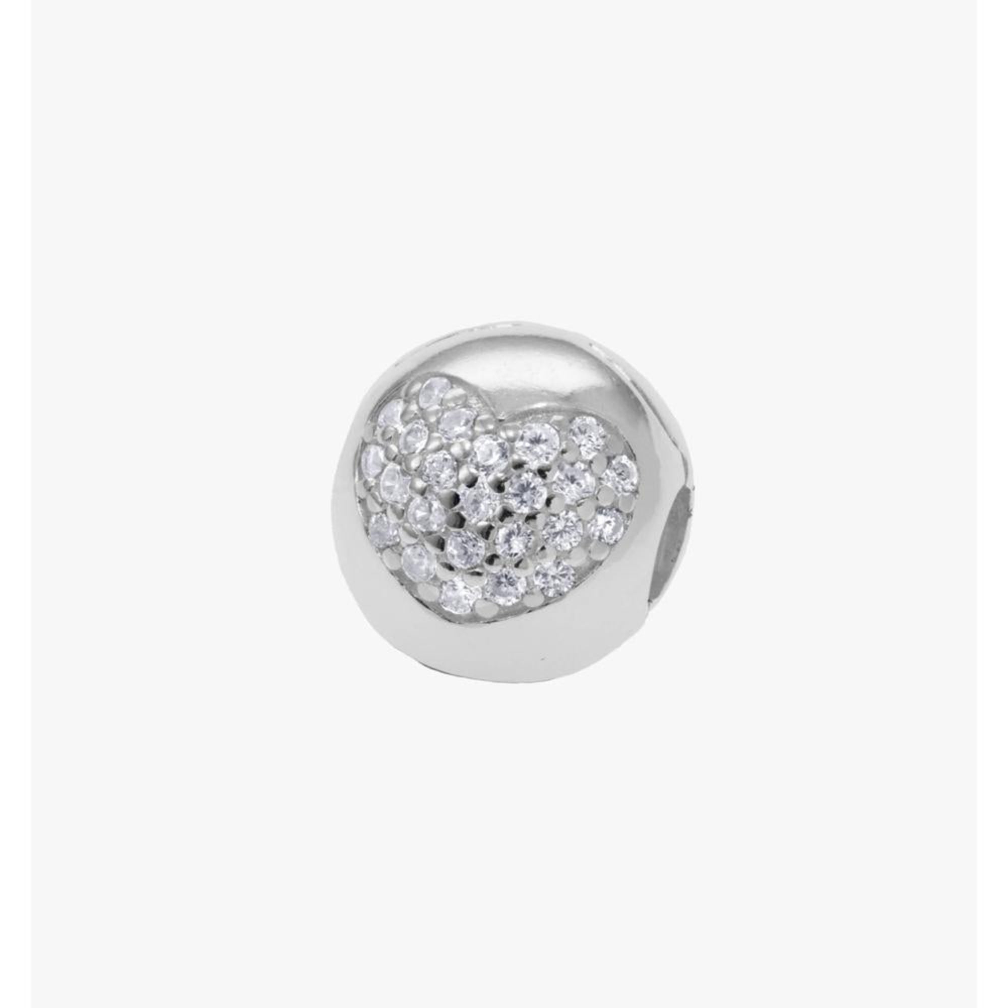 Charm separador de corazon con circonia blanca en plateado