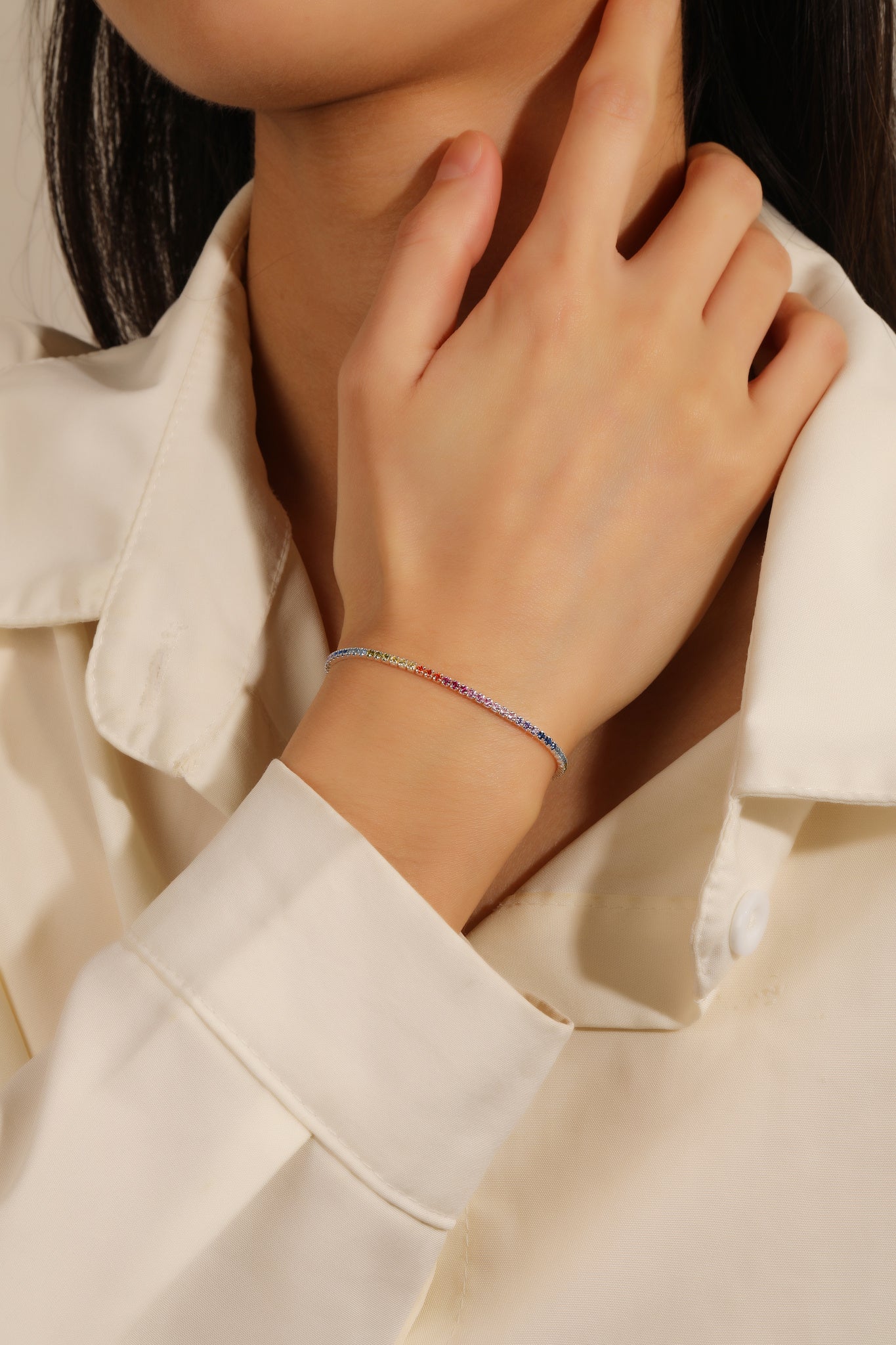 Pulsera tenis 1.5mm con circonia redonda de color 17+3cm en plateado