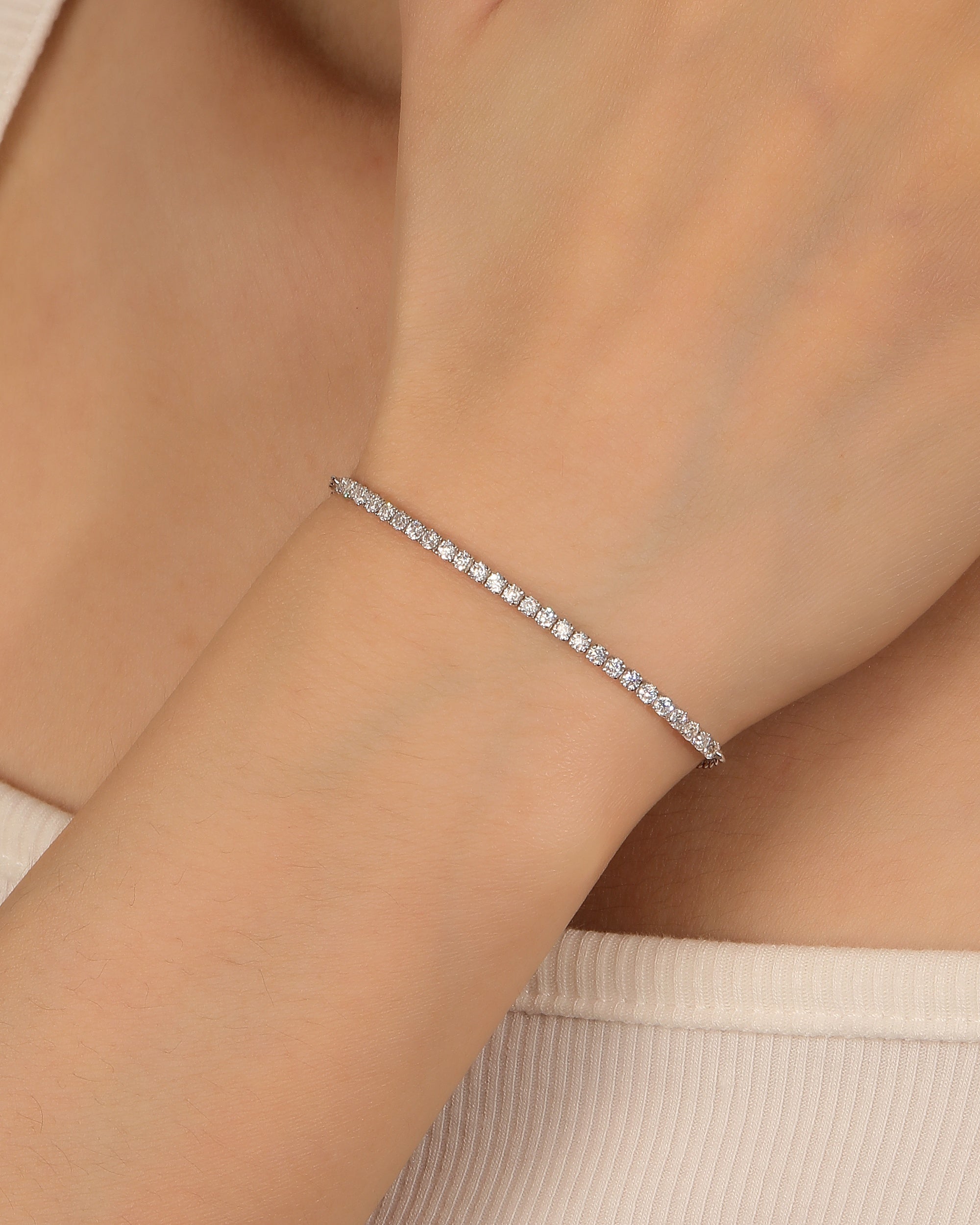 Pulsera tenis ajustable con circonia redonda 17+3cm en rodizado