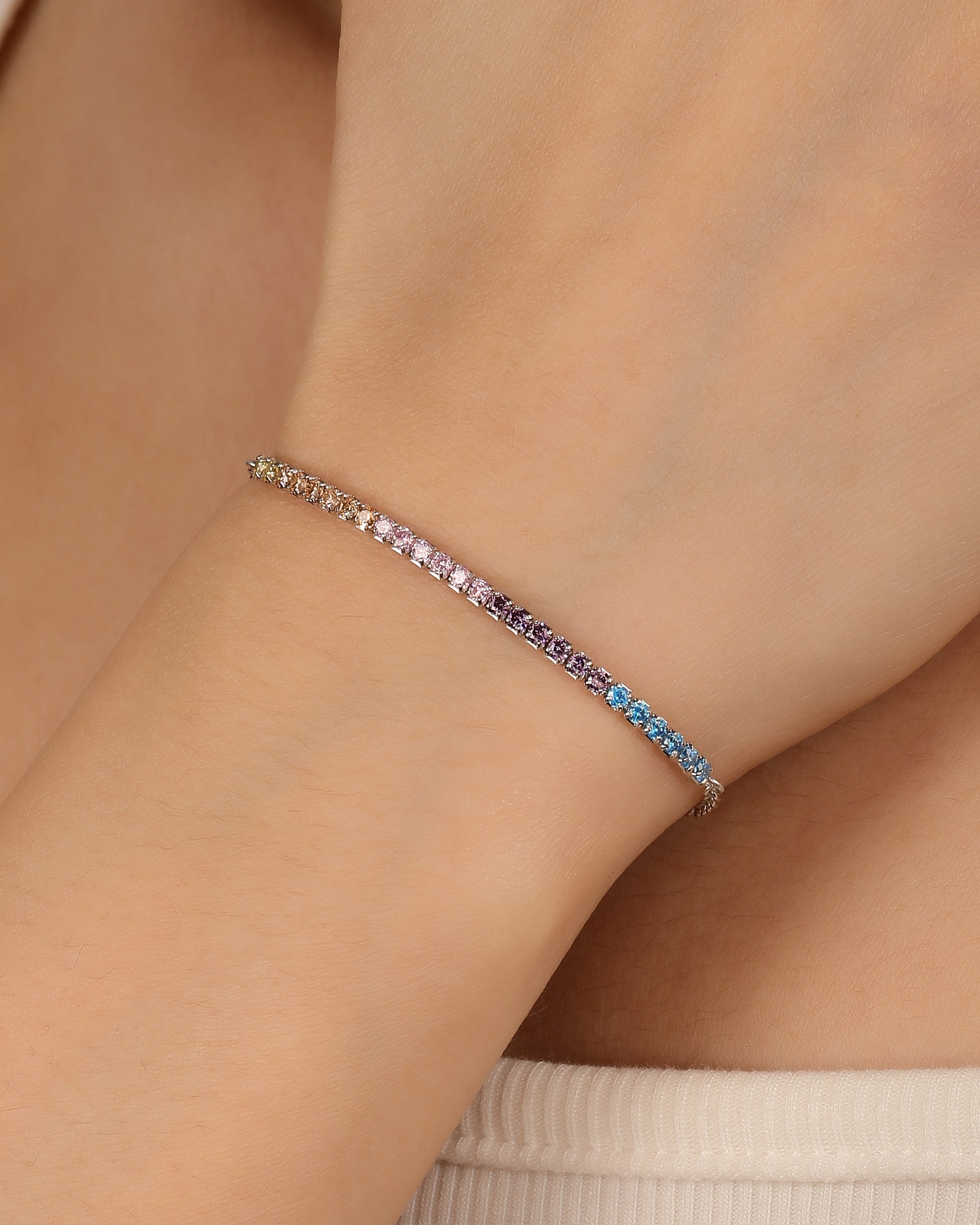 Pulsera tenis ajustable con circonia redonda 17+3cm en rodizado